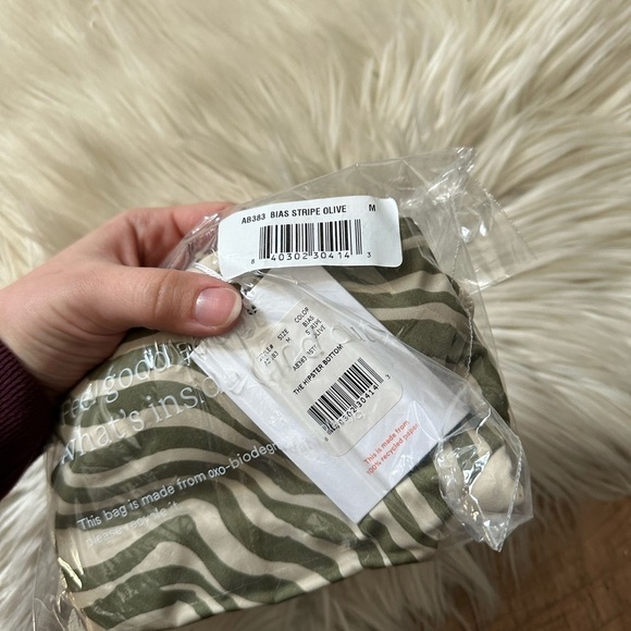 ANDIE The Hipster Bikini Bottom In Striped Olive - Picture 3 of 3